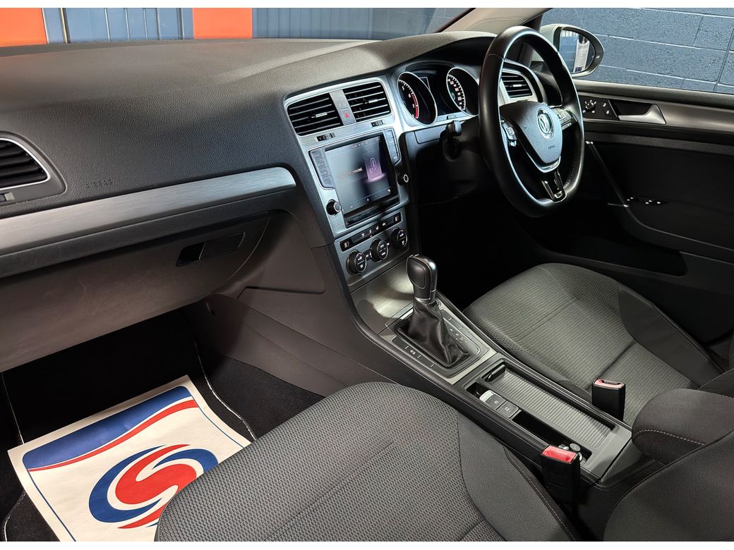 2017 Volkswagen Golf