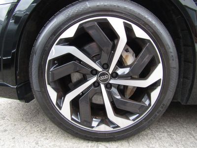 2022 Audi e-tron