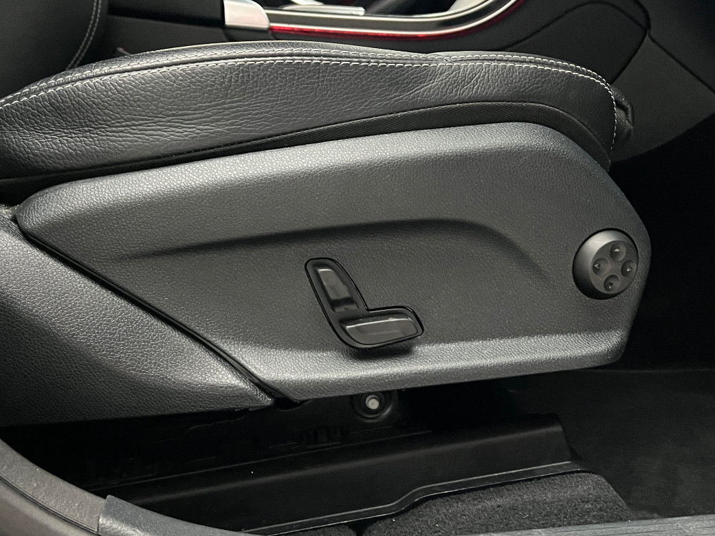 2022 Mercedes-Benz GLC Class