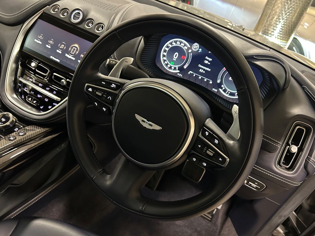 2023 Aston Martin DBX