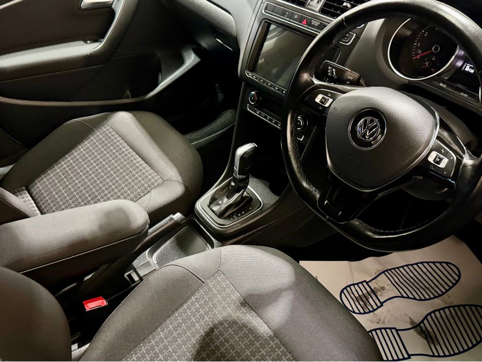 2017 Volkswagen Polo