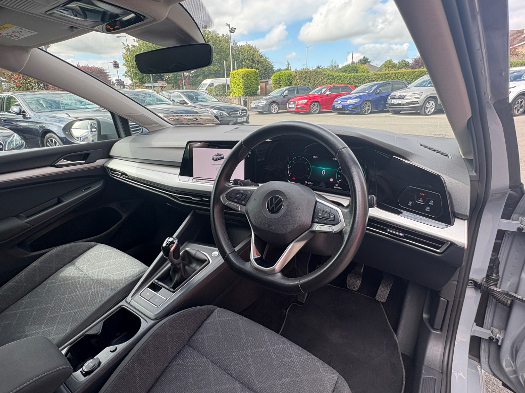 2022 Volkswagen Golf