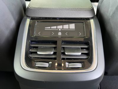 2022 Volvo XC90