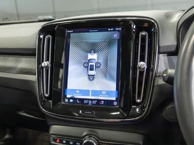 2022 Volvo XC40