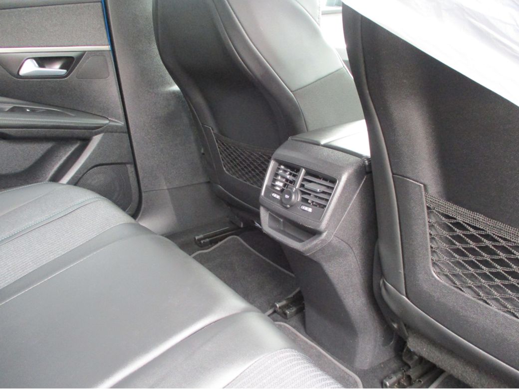 2021 Peugeot 3008