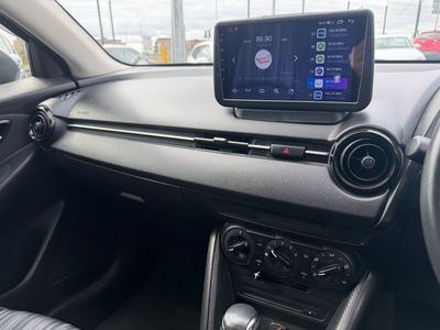 2017 Mazda Demio