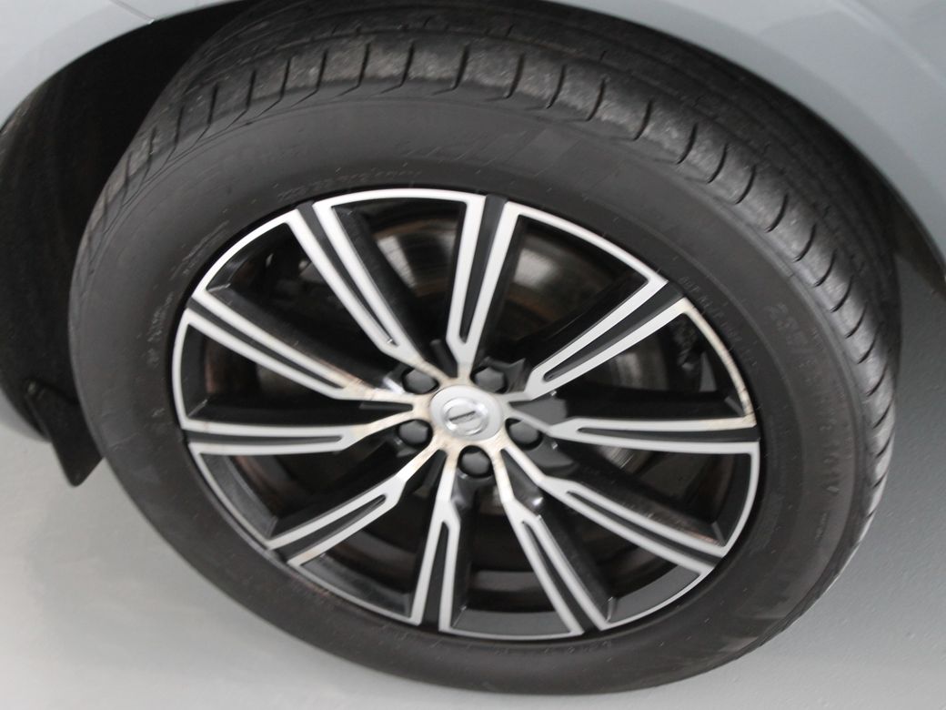 2021 Volvo XC60