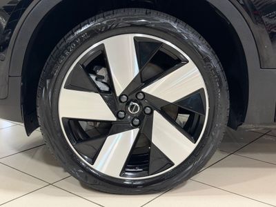 2023 Volvo XC40