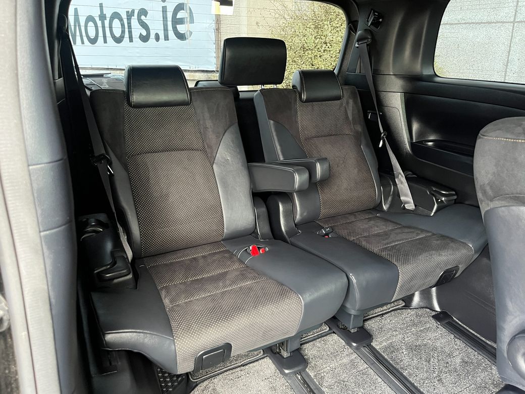 2021 Toyota Alphard