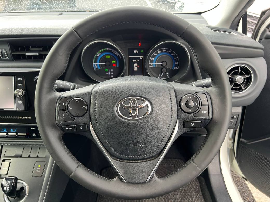 2017 Toyota Auris