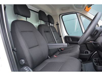 2025 Opel Movano