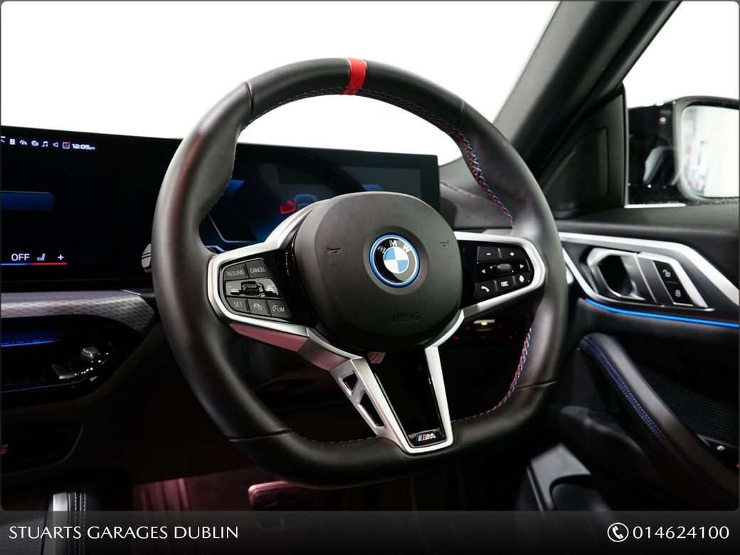 2025 BMW i4