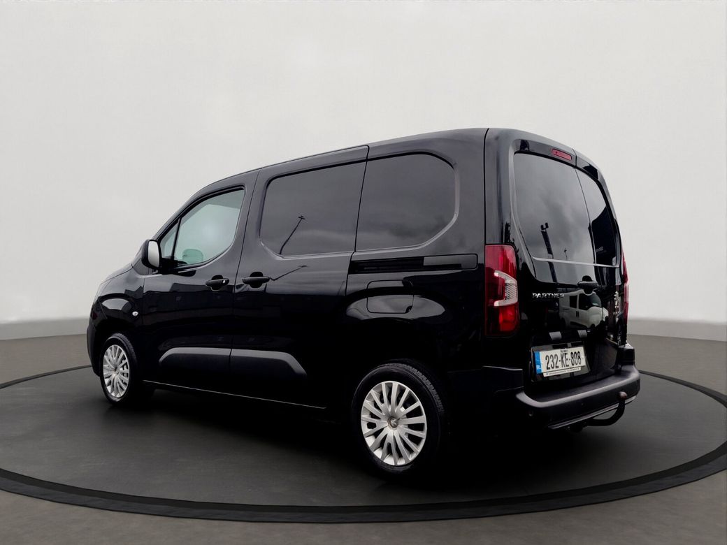 2023 Peugeot Partner