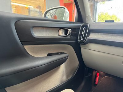 2021 Volvo XC40