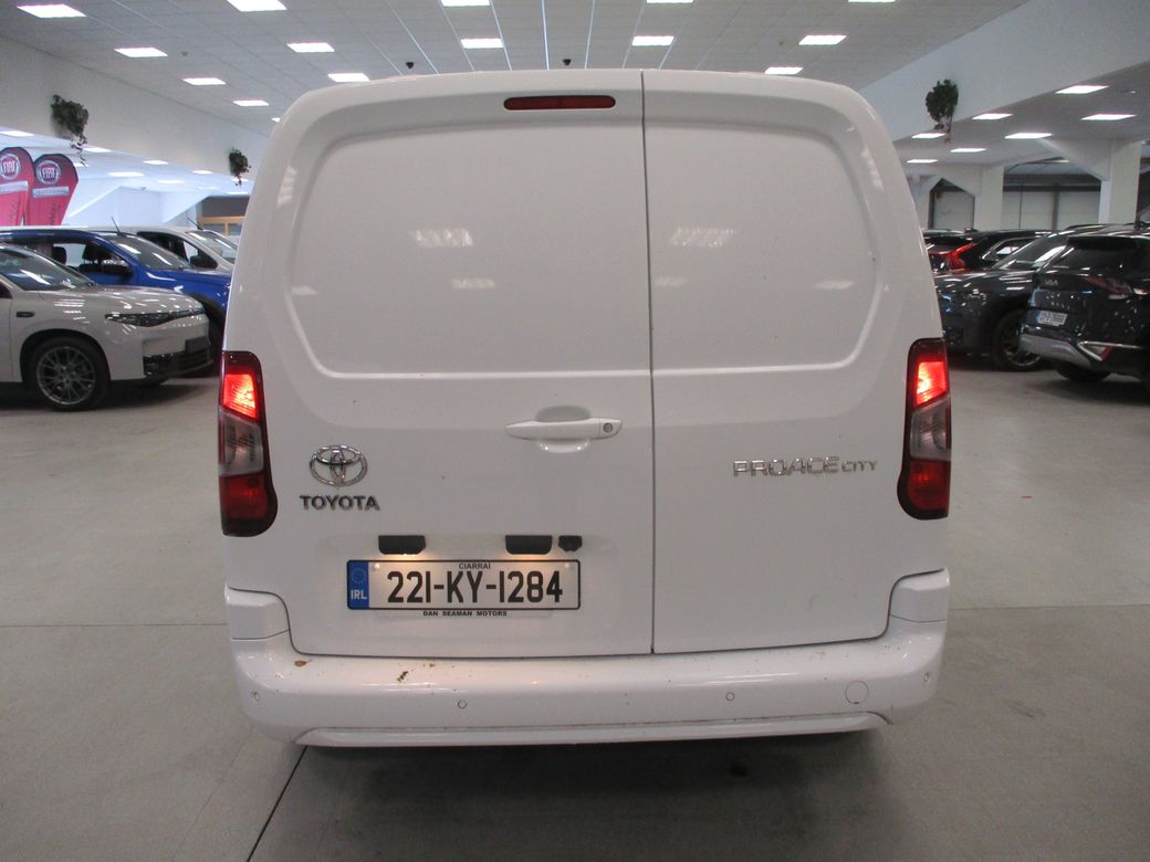 2022 Toyota Proace