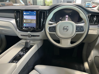 2022 Volvo XC60