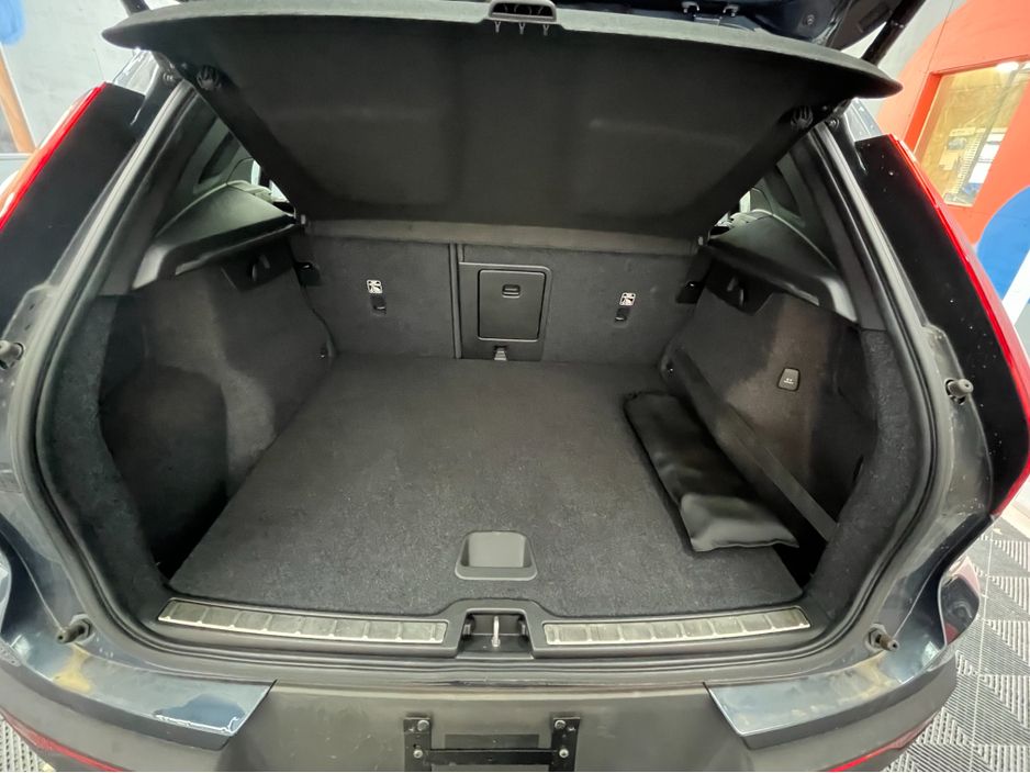 2021 Volvo XC40
