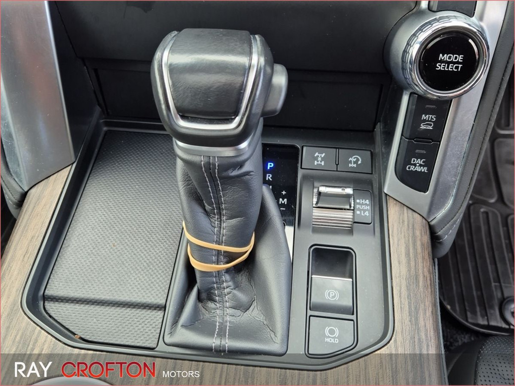 2024 Toyota Landcruiser