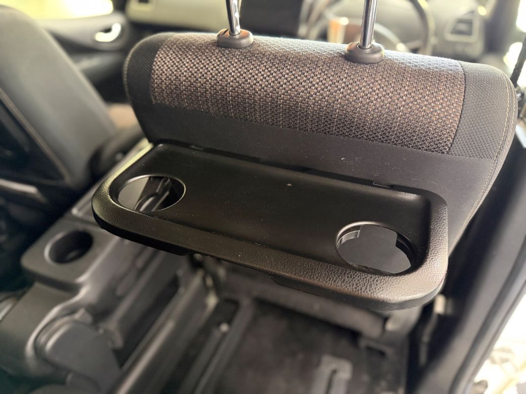 2015 Nissan Serena