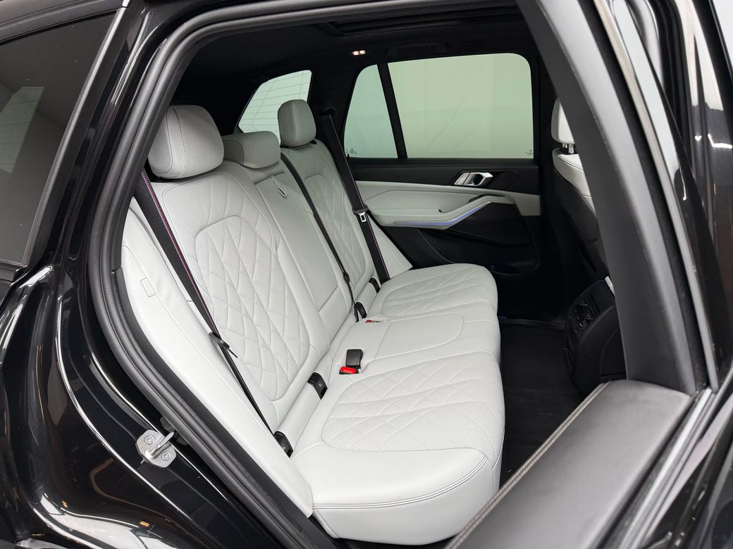 2023 BMW X5