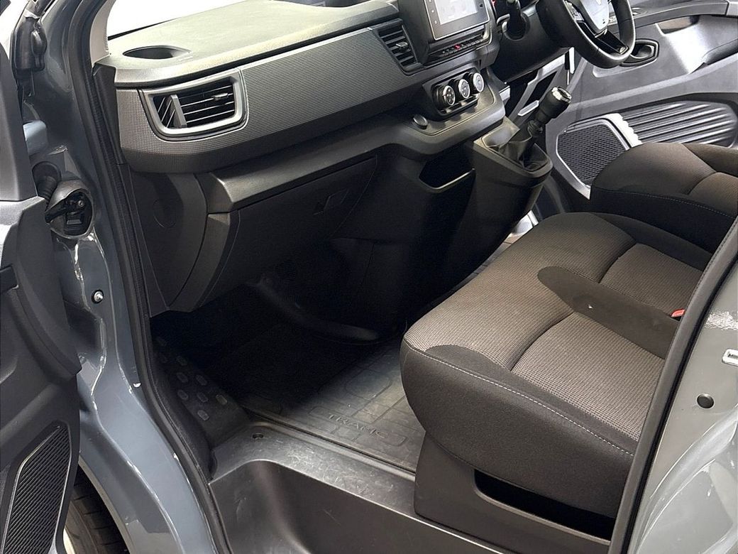 2025 Renault Trafic