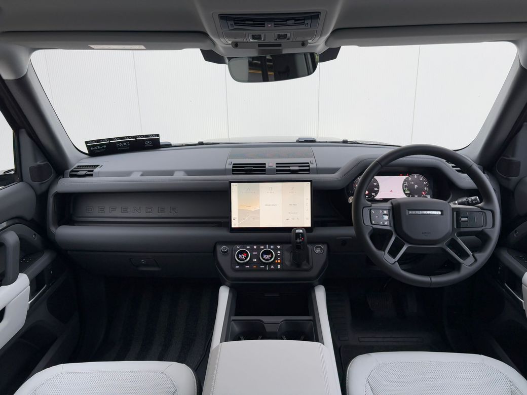 2025 Land Rover Defender