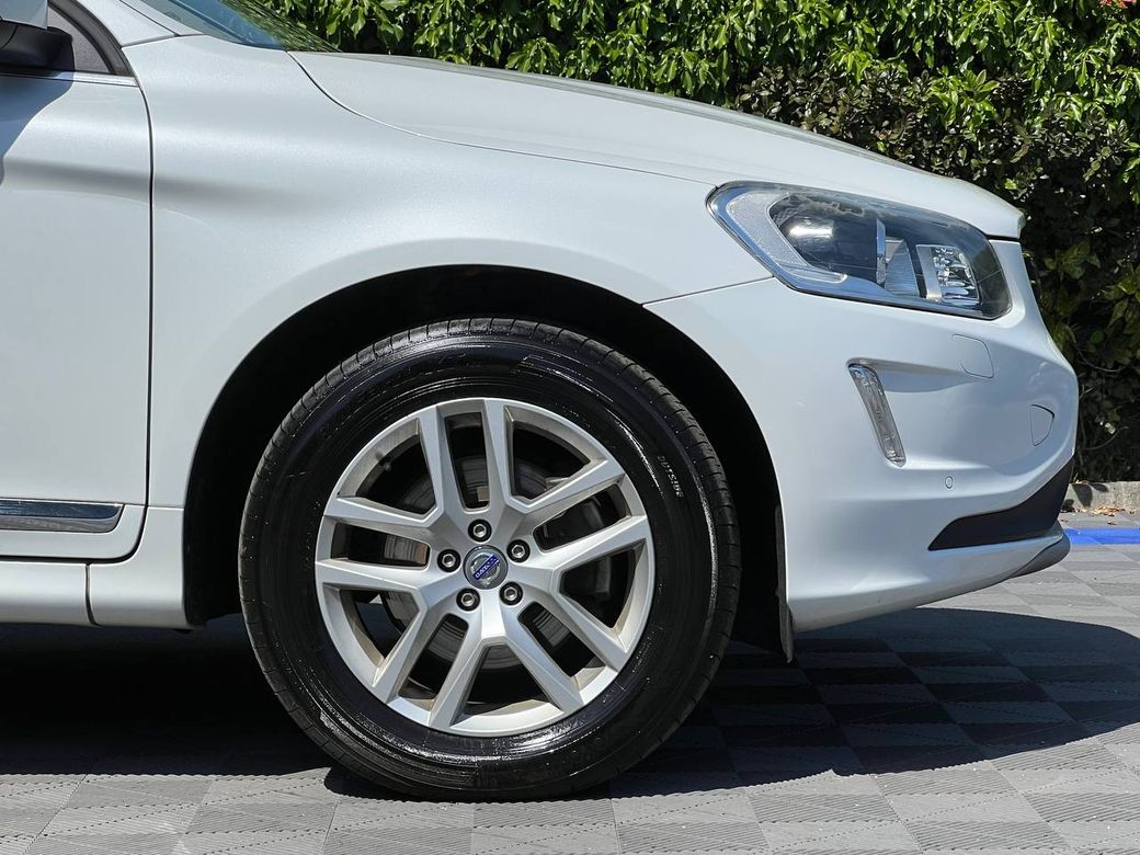 2017 Volvo XC60