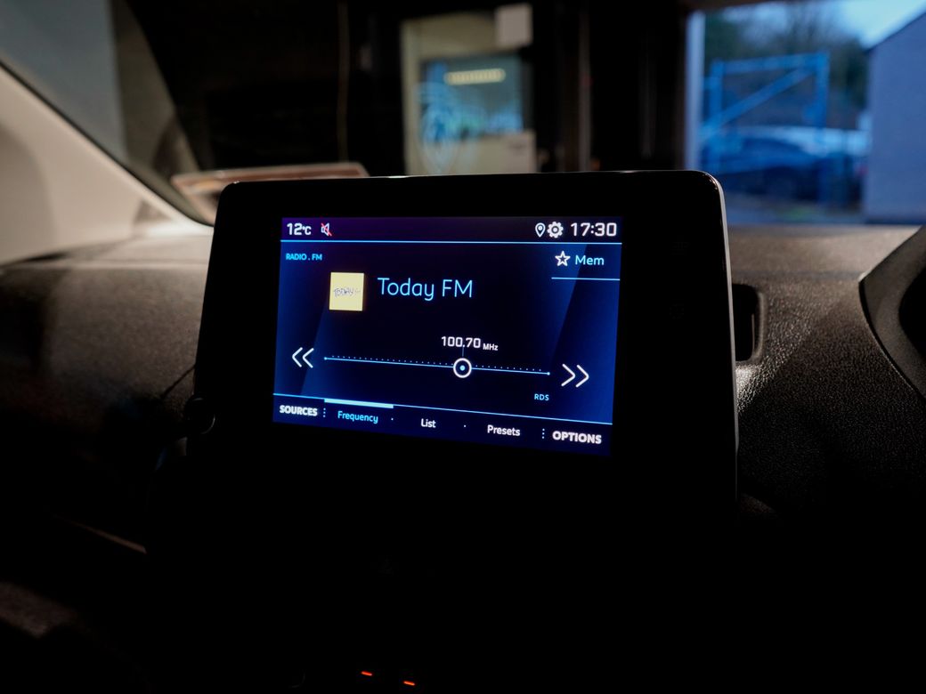 2024 Peugeot Partner