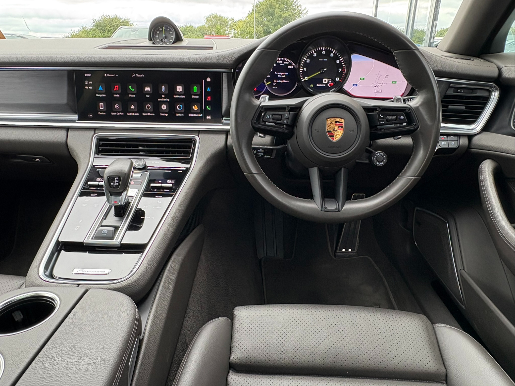 2022 Porsche Panamera