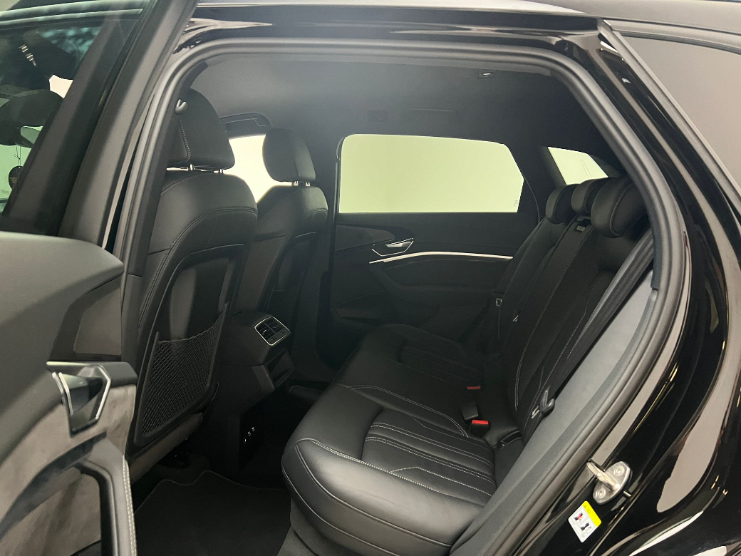 2021 Audi e-tron