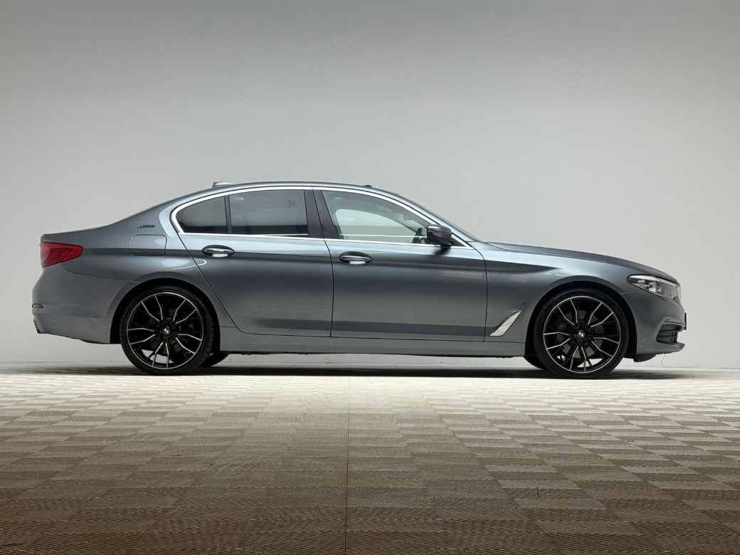 2017 BMW 5 Series