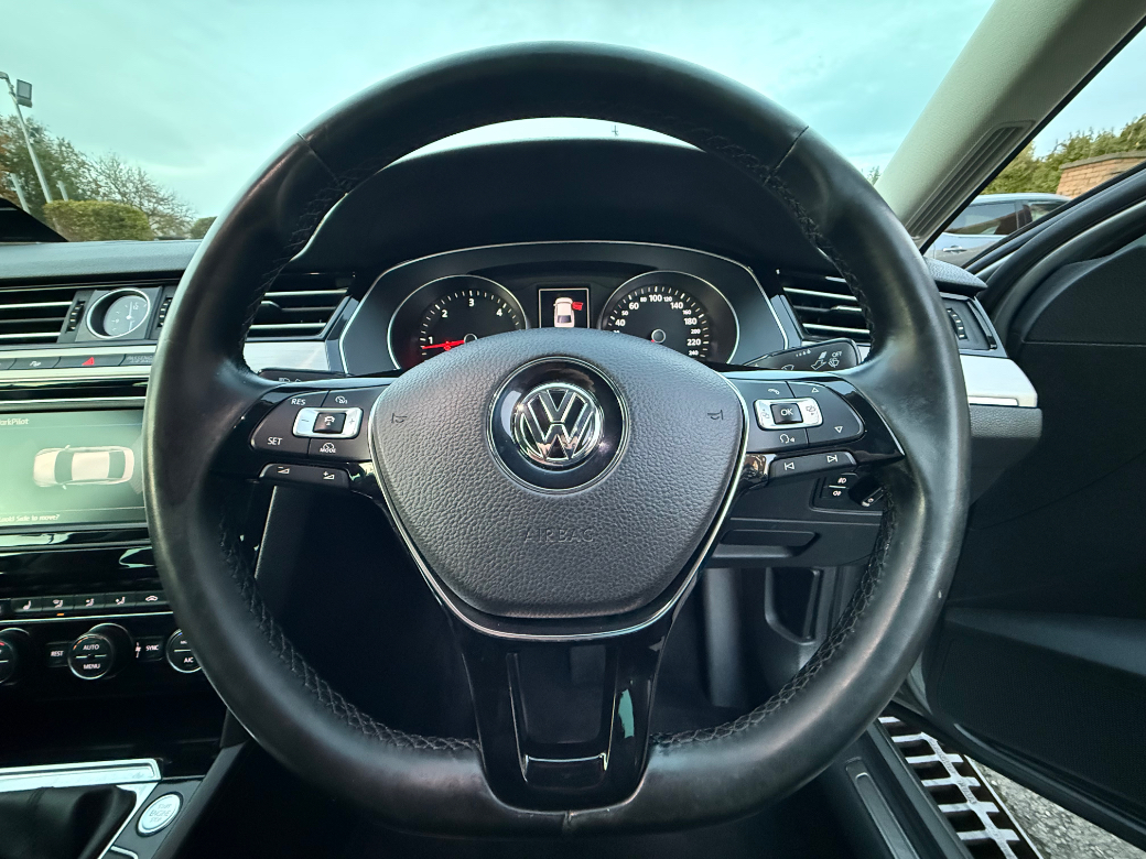 2017 Volkswagen Passat