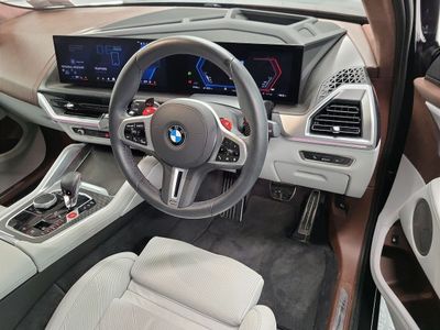 2025 BMW XM