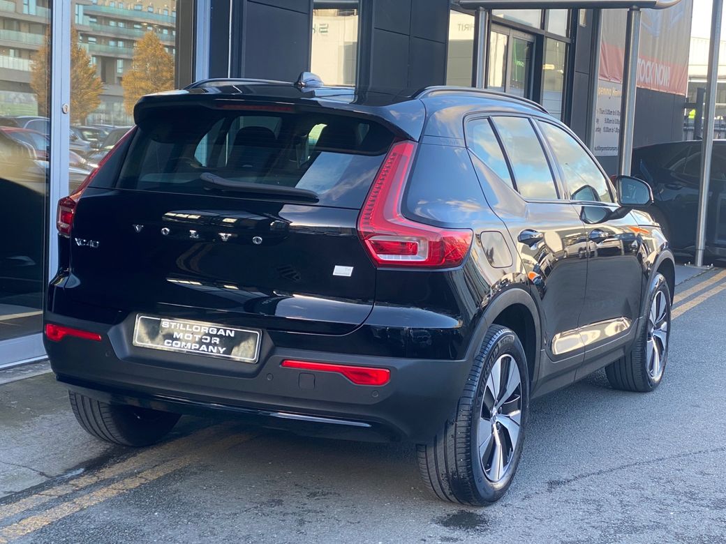 2022 Volvo XC40