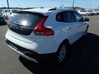 2018 Volvo V40 Cross Country