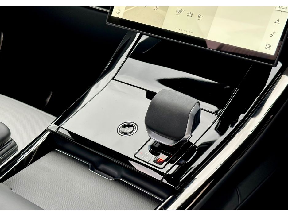 2024 Land Rover Range Rover Sport