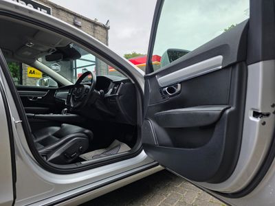 2018 Volvo S90