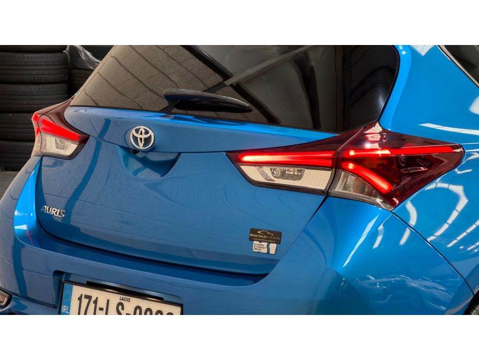 2017 Toyota Auris