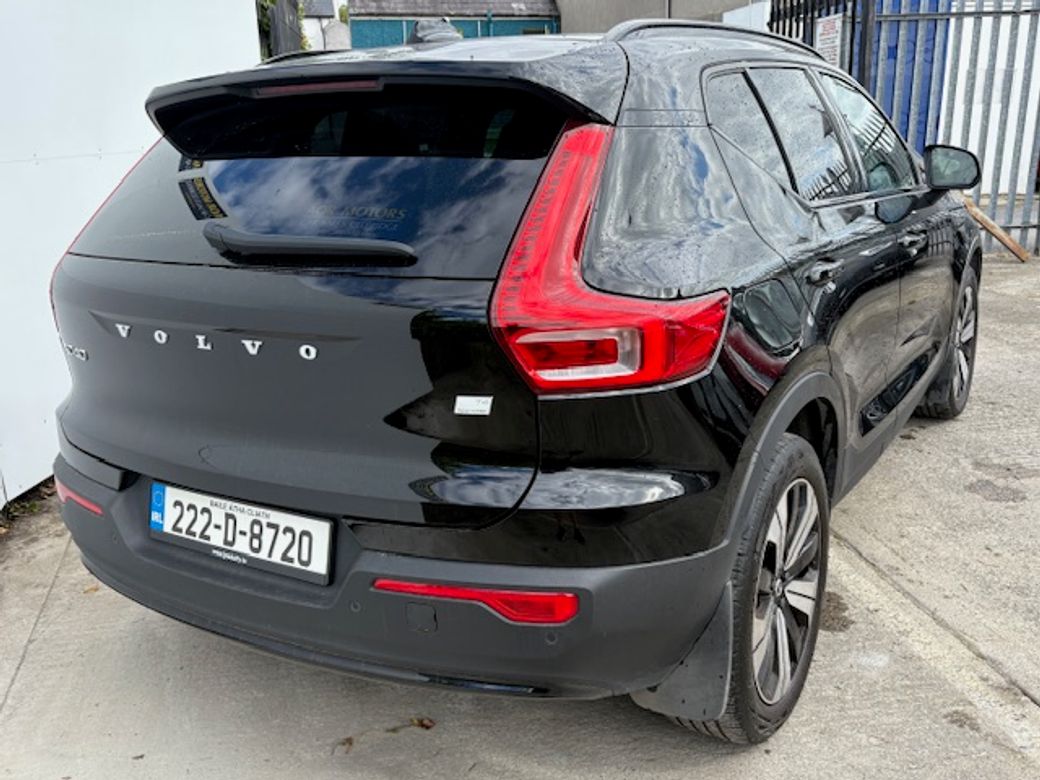 2022 Volvo XC40