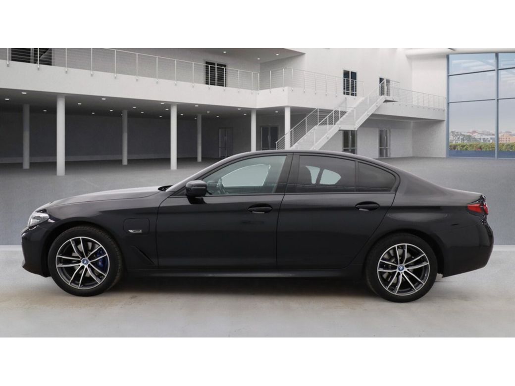 2022 BMW 5 Series