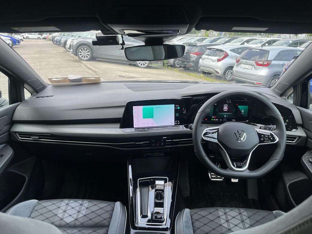 2024 Volkswagen Golf
