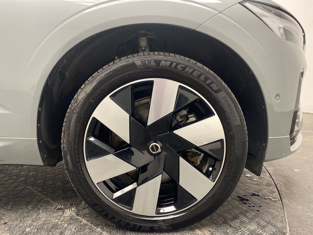 2025 Volvo XC60