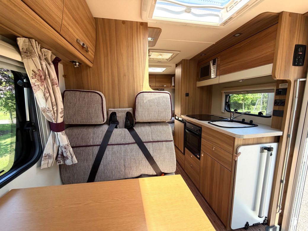 2015 ELDDIS PRESTIGE 135 LOW PROFILE R.H.D