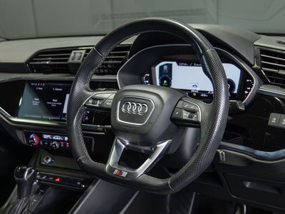 2023 Audi Q3