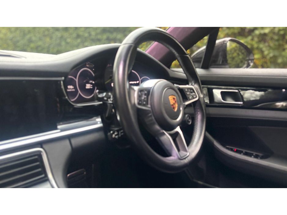 2019 Porsche Panamera