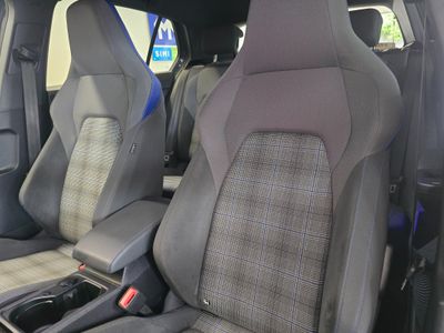 2024 Volkswagen Golf