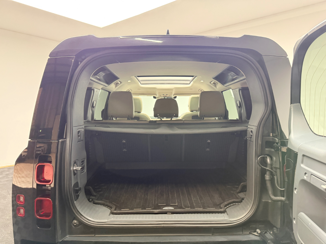 2020 Land Rover Defender