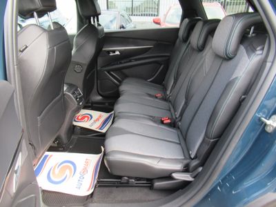 2022 Peugeot 5008