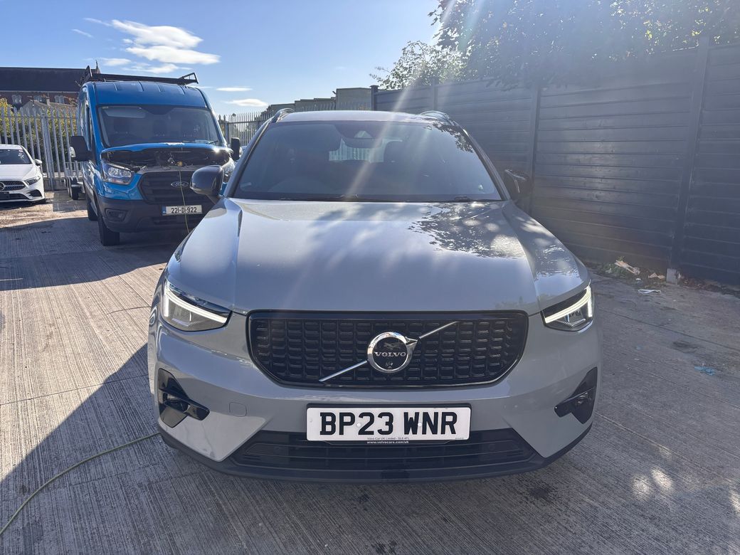 2023 Volvo XC40