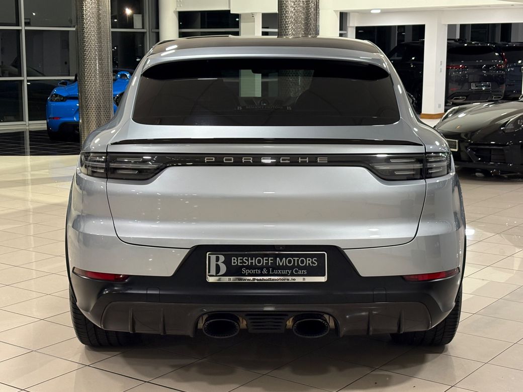 2022 Porsche Cayenne